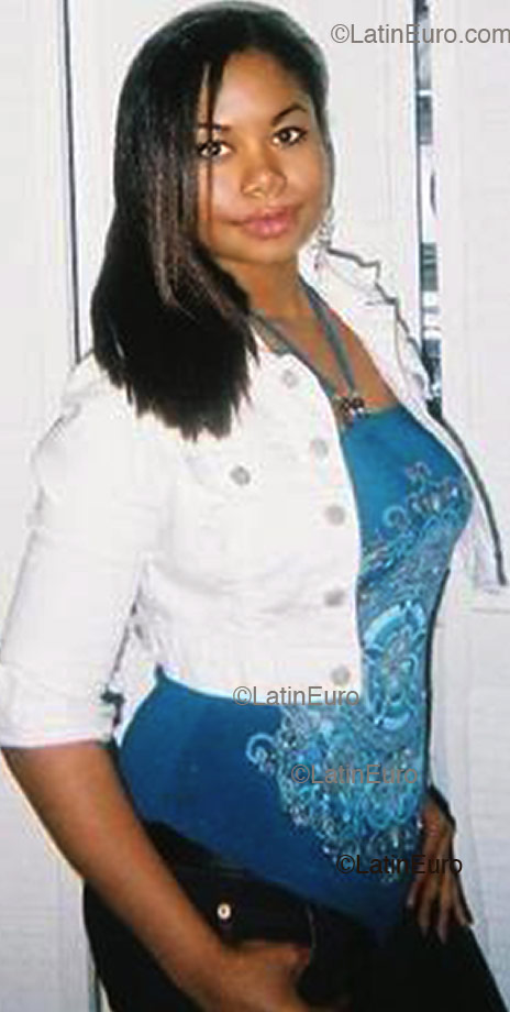 Date this passionate Any Country girl Marthe from  A9546