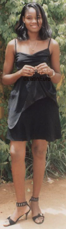 Date this cute Any Country girl Monique from  A9589