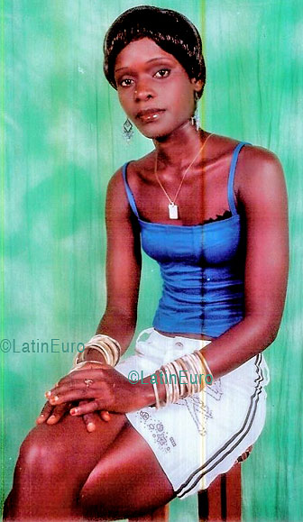 Date this gorgeous Any Country girl Estelle from  A9657