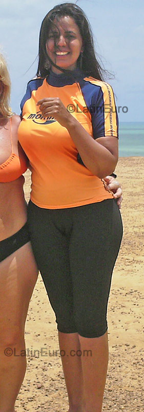 Date this cute Brazil girl Andrea from Sao Paulo BR4092