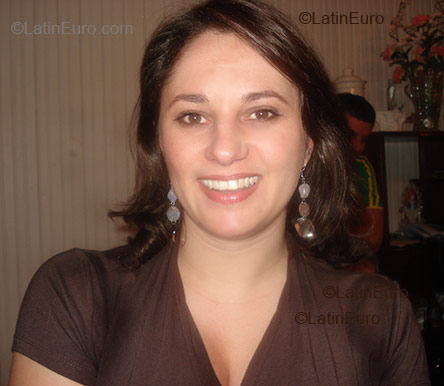 Date this lovely Brazil girl Nadja from Balneario Camboriu BR6191