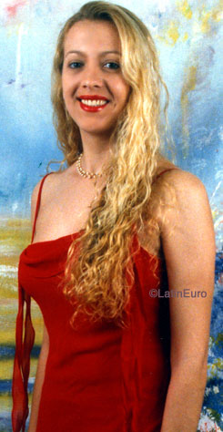 Date this delightful Brazil girl Denise from PORTO ALEGRE B8137