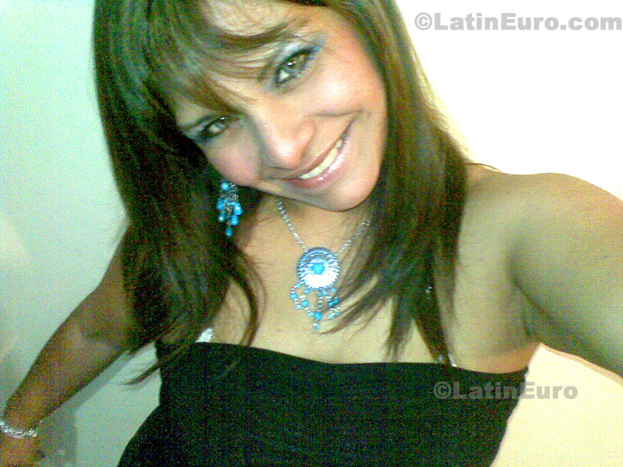 Date this young Peru girl Vanessa from Lima N-1151