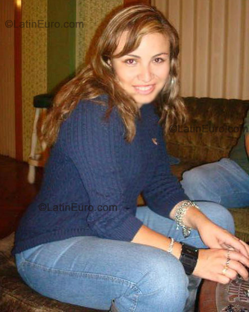 Date this tall Peru girl Melissa- from Arequipa N-1517