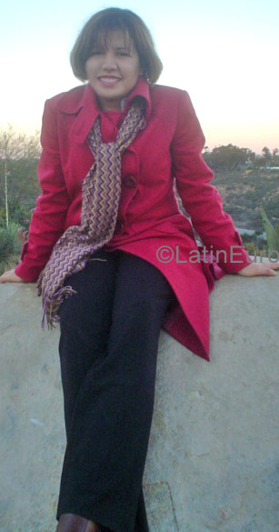 Date this athletic Mexico girl Erika from Tijuana N-267