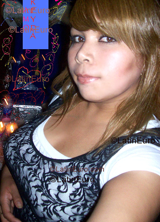 Date this attractive Any Country girl Nereyda from  N-291