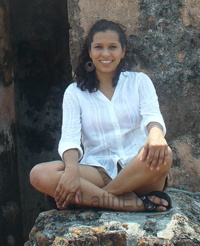 Date this voluptuous Any Country girl Sofia from  N-342