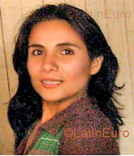 Date this lovely Peru girl Samanta from Lima N-441