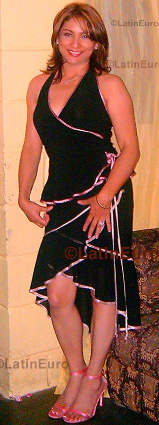 Date this exotic Honduras girl Carmen- from Tegucigalpa N-583