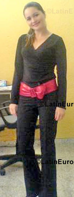 Date this gorgeous Honduras girl Brenda from San Pedro Sula N-663