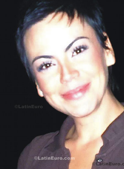 Date this happy Any Country girl Maria from  N-876