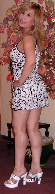 Date this passionate Peru girl Maria from Lima N1323