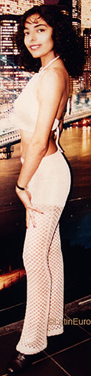 Date this nice looking Honduras girl Delmy from La Ceiba N2450