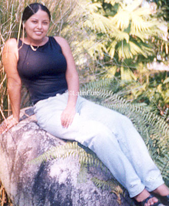 Date this sensual Honduras girl Elsy from La Ceiba N2455