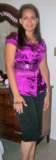 Date this sultry Any Country girl Estivalys from  N255