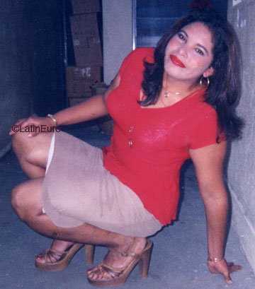 Date this young Honduras girl Carmen from Danli N2554