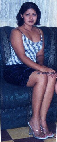 Date this hot Honduras girl Dunia from Yoro N2854