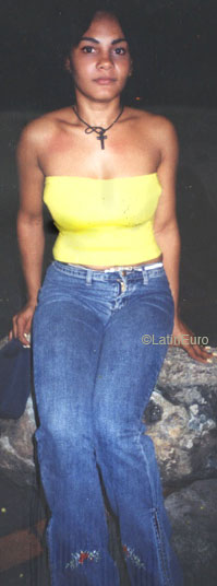 Date this voluptuous Any Country girl Claritza from  N3097