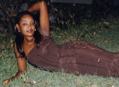 Date this fun Jamaica girl Simon from Montego Bay N3223