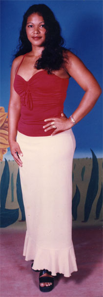 Date this attractive Honduras girl Cristina from  N3228