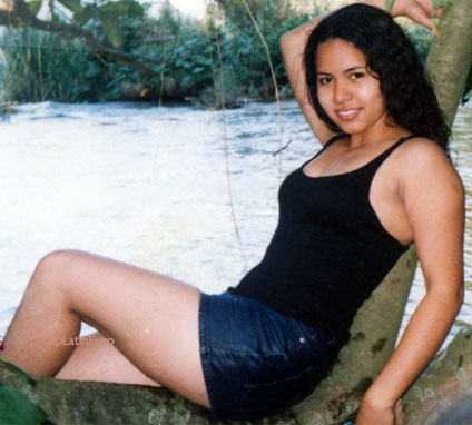 Date this young Honduras girl Estela from  N3352