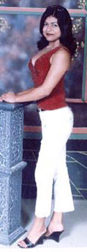 Date this tall Honduras girl Irosis from Yoro N3527