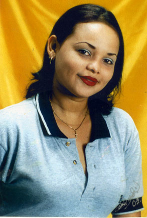 Date this pretty Honduras girl N3555 from  N3555