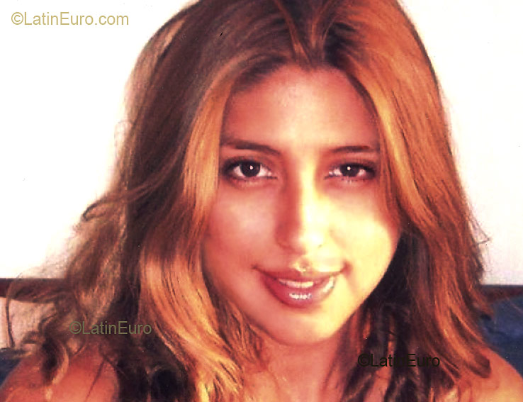 Date this sultry Peru girl Elizabeth from Lima N476