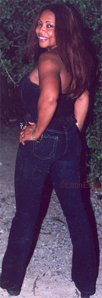 Date this funny Any Country girl Mari Estela from  N3859