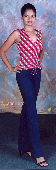 Date this young Honduras girl Rubia from Olancho N3820