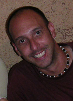 Date this nice looking Colombia man Kane from Medellin CO216