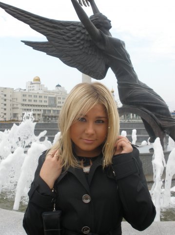 Date this gorgeous Russia girl Kis81 from Ruem RU4