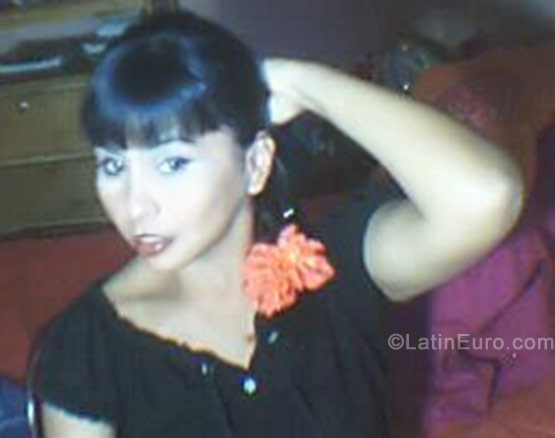 Date this georgeous Peru girl Margarita from Lima 35 PE64