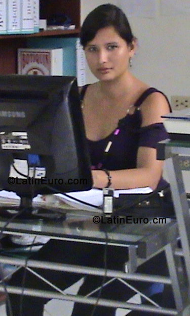 Date this voluptuous Peru girl Jaqueline from Lambayeque Norte 074 PE73