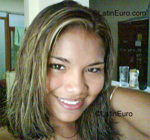 Date this pretty Peru girl Anngie Vanessa from Tumbes PE81