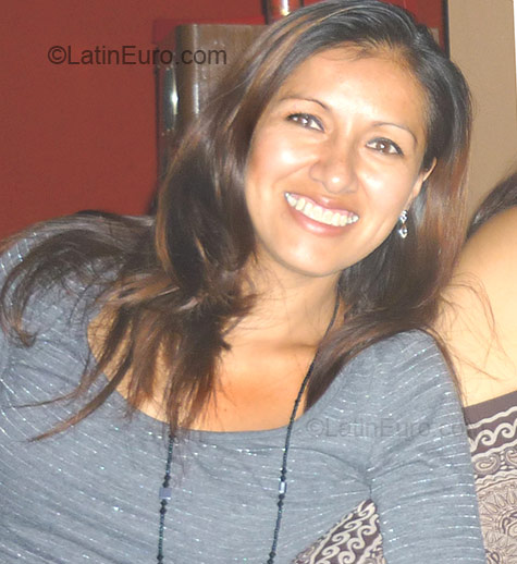 Date this beautiful Peru girl Lisbeth from Lima PE112