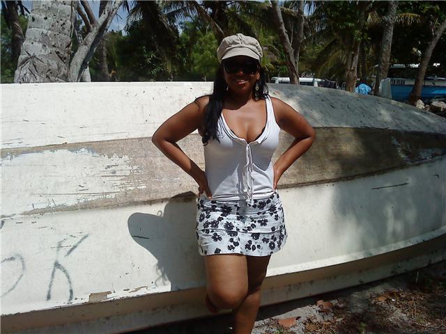 Date this fun Italy girl Biveca from No Importa IT52