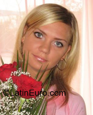 Date this funny France girl Ritka from Paris FR51