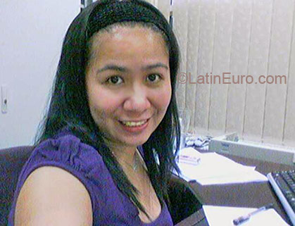 Date this voluptuous Philippines girl Ailyn.rs from Manila PH259