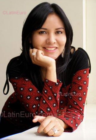 Date this pretty Peru girl Tania from Lima PE522