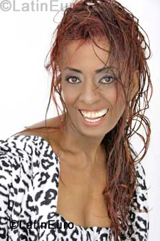 Date this foxy Brazil girl Cleise from Sao Paulo BR5551