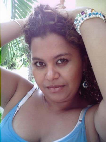 Date this beautiful Honduras girl Sthefaniecoello from San Pedro Sula HN146