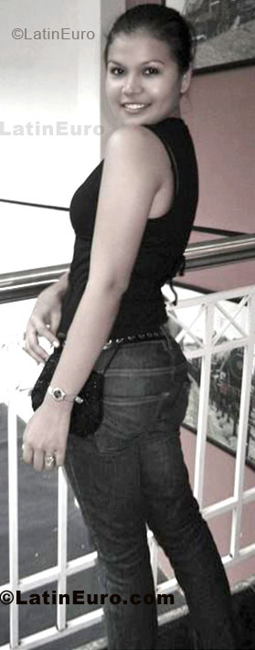 Date this passionate Brazil girl Cristinny from Foraleza BR4442