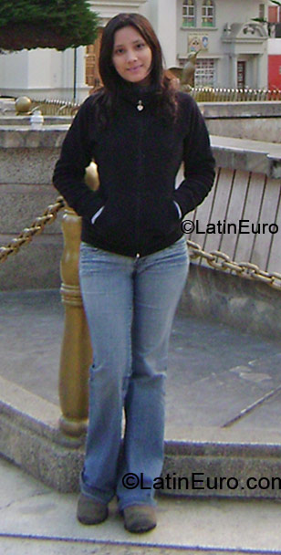 Date this funny Peru girl Erika from Lima PE283