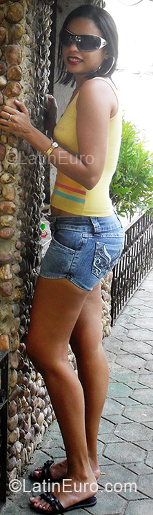 Date this delightful Brazil girl Iara from Caucaia BR9747