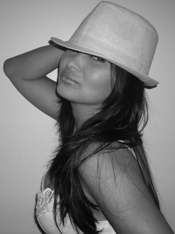 Date this beautiful Brazil girl Morena2 from Brasilia BR3266