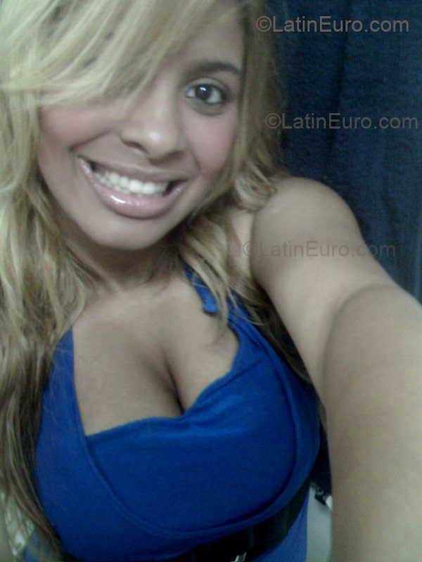 Date this stunning Brazil girl Onila from Rio De Janeiro BR3293