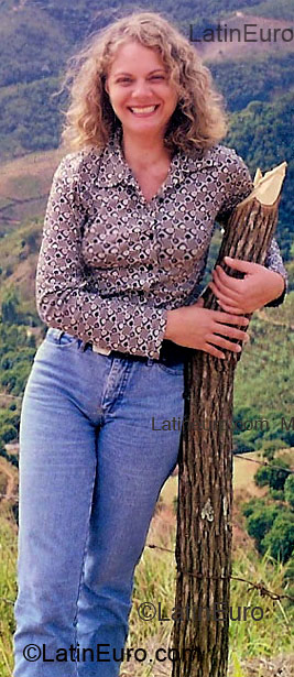 Date this delightful Portugal girl Sandra from Lisbon PT30