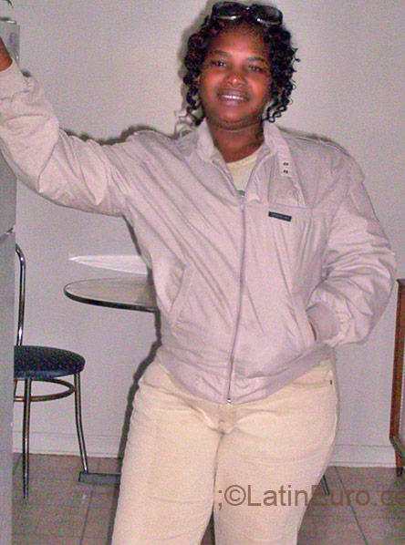 Date this sensual United States girl June from Bronx JM107