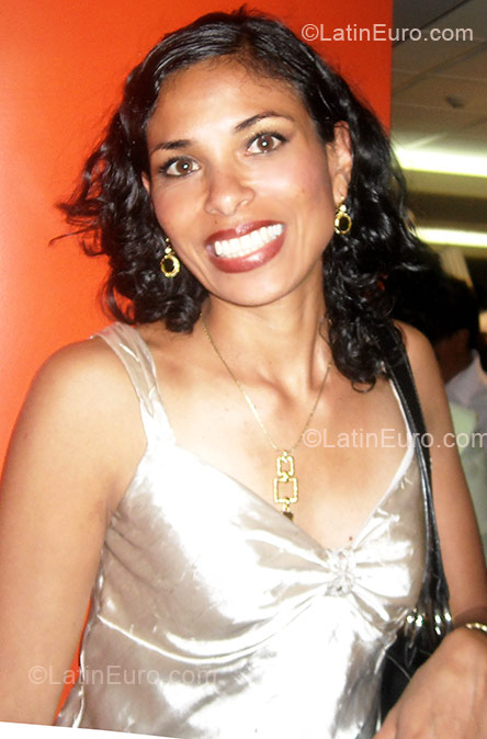 Date this georgeous Peru girl Geri from Lima PE312